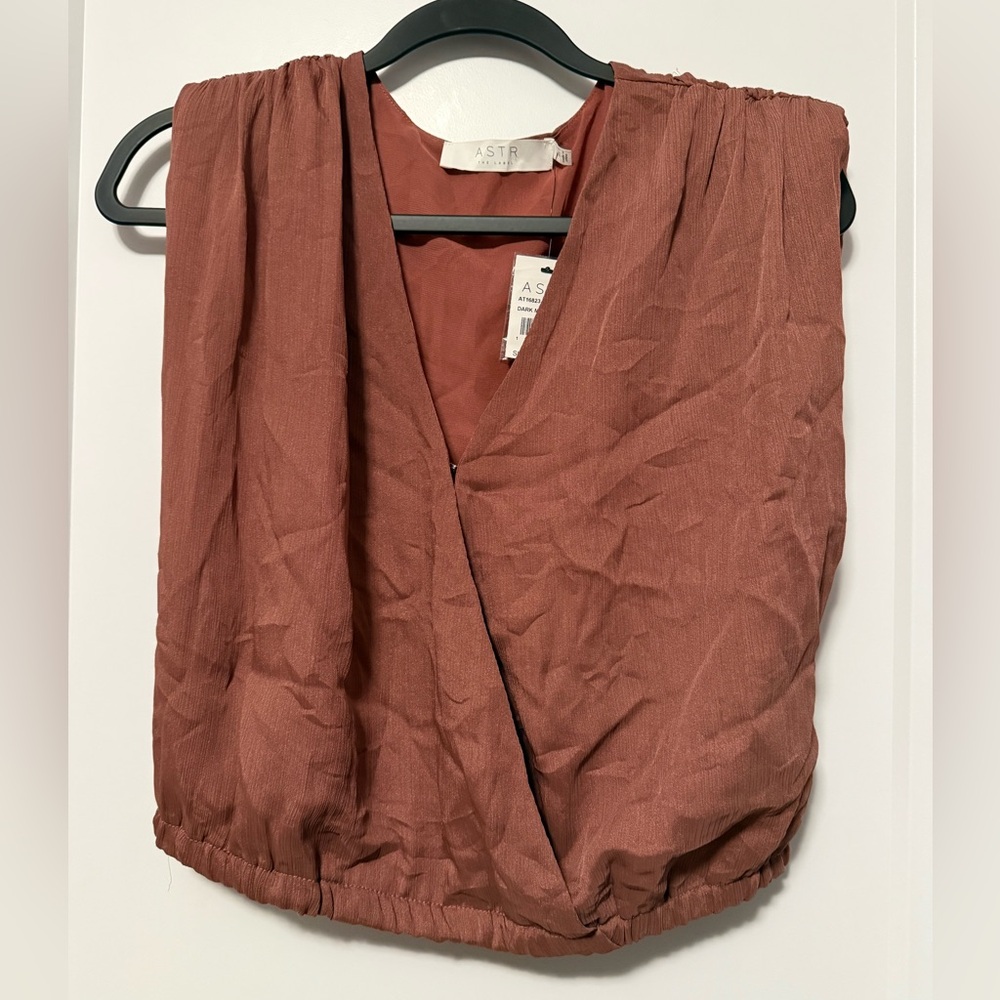 NWT ASTR the Label Sleeveless Crop